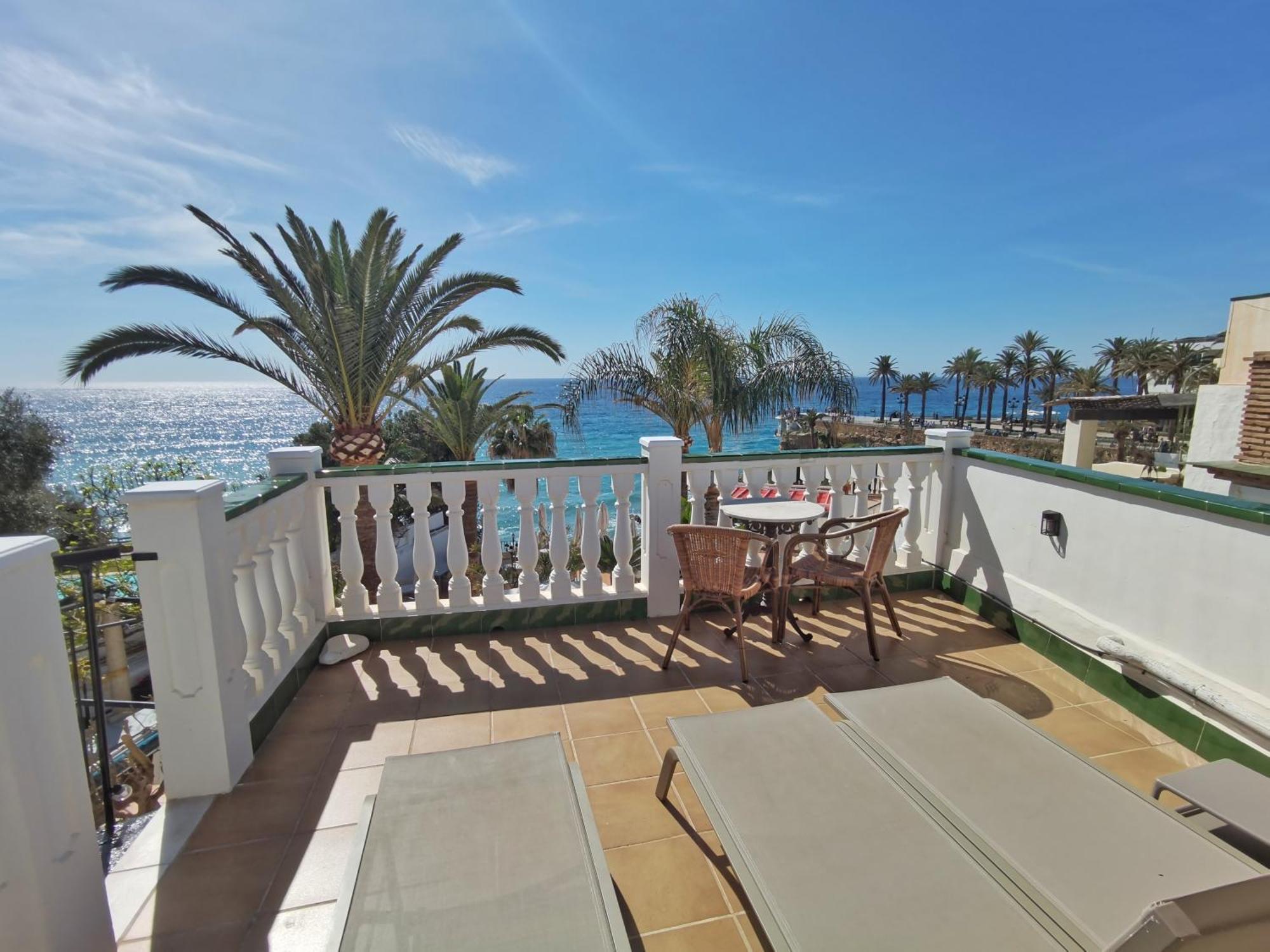 Villa Carabeo Nerja Esterno foto