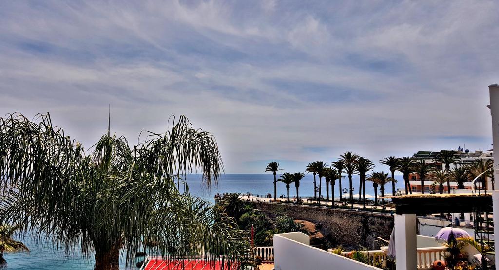 Villa Carabeo Nerja Esterno foto