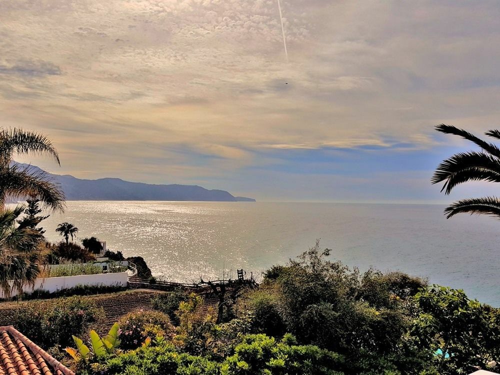 Villa Carabeo Nerja Esterno foto